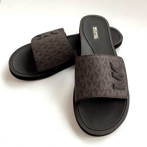 NWB MICHAEL KORS Hook and Loop MK Signature Slide Sandal Size 10 Brown - Picture 3 of 7